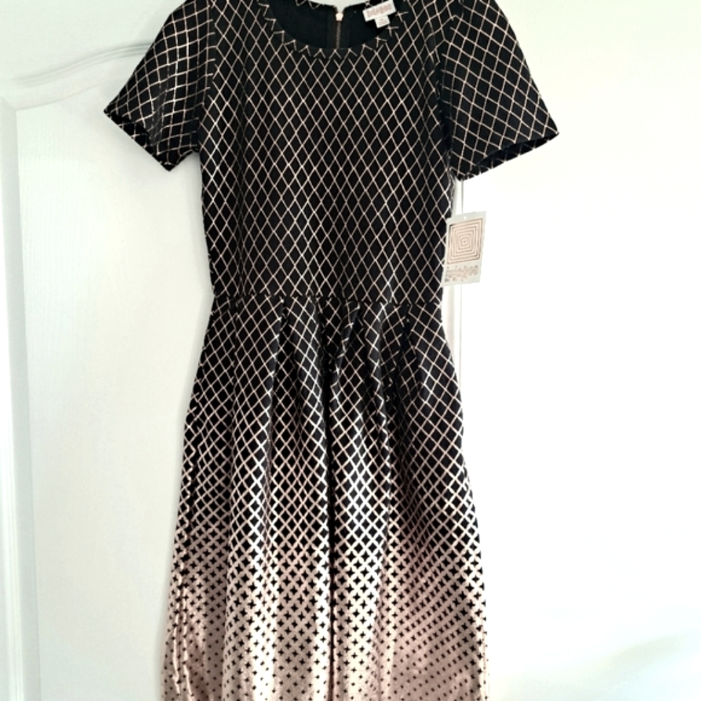 LuLaRoe Amelia Fit Flare Holiday Midi  Dress NWT Medium Black & Copper